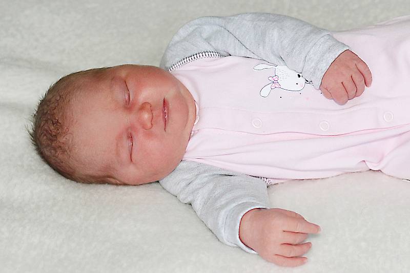 Liliana Svobodová se narodila 9. července 2022 v Příbrami. Vážila 4330 g a měřila 51 cm. Doma v Ostrově ji přivítali maminka Zuzana, tatínek Lukáš a sedmiletý Lukášek.