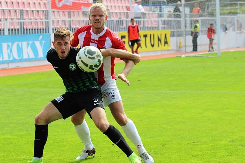 Viktorka Žižkov a 1.FK Příbram, výsledek 1:1, branku dal Zoran Danoski. Příbram se nejprve ujala vedení hosté vzápětí srovnali. Foto: Antonín Vydra