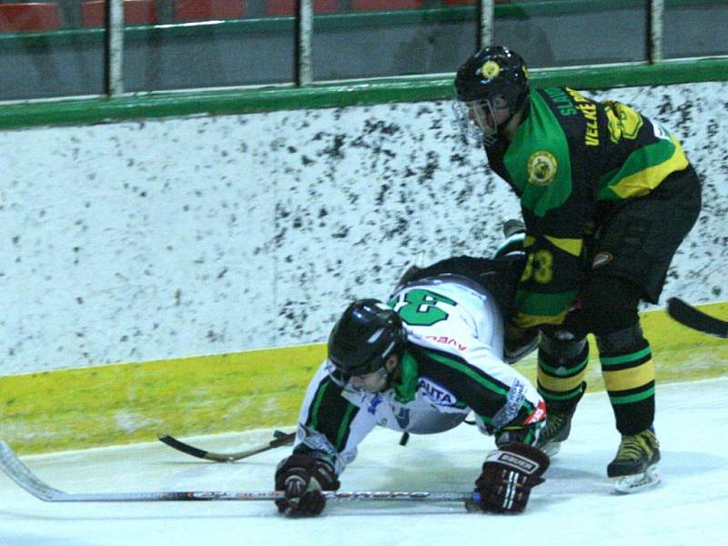 Krajská liga hokejistů: Příbram - V. Popovice (6:5 po sn).