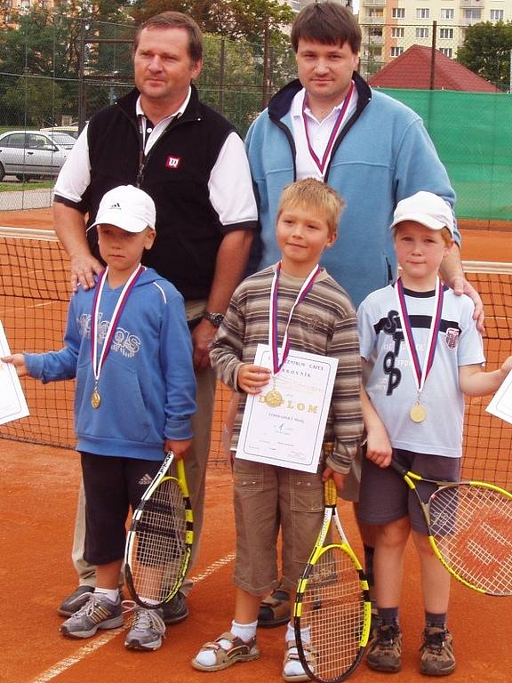 Malí bohutínští tenisté se stali přeborníky středočeského kraje.