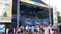 Letní festival v příjemném prostředí, přímo na pláži, byl v tropickém počasí volbou několika tisíců návštěvníků. Foto: Ondřej Navrátil