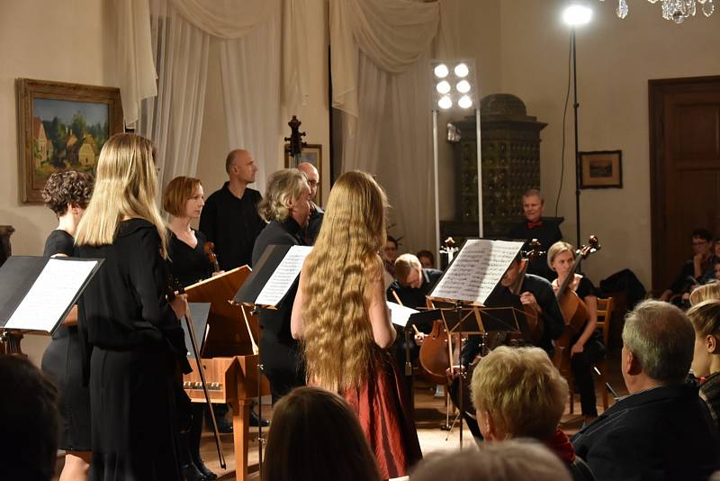 Adventní koncert Musica quinta essentia na březnickém zámku.