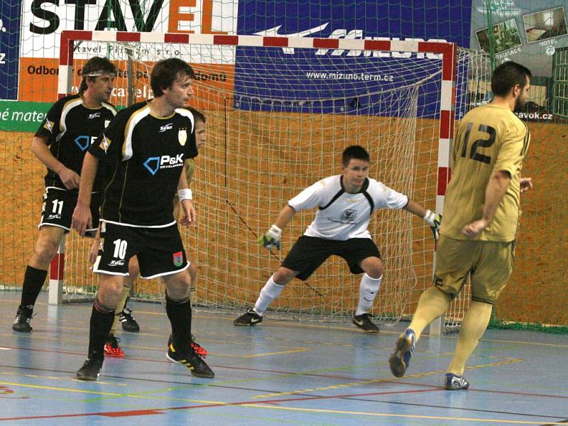 Derby krajského přeboru futsalistů mezi HFK a Vivou skončilo jasnou výhrou hostů.