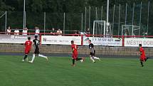 Ze zápasu divize B MFK Dobříš - Brandýs nad Labem 4:2.