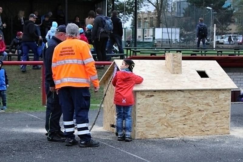 Odpoledne s integrovanými složkami v Dobříši. 