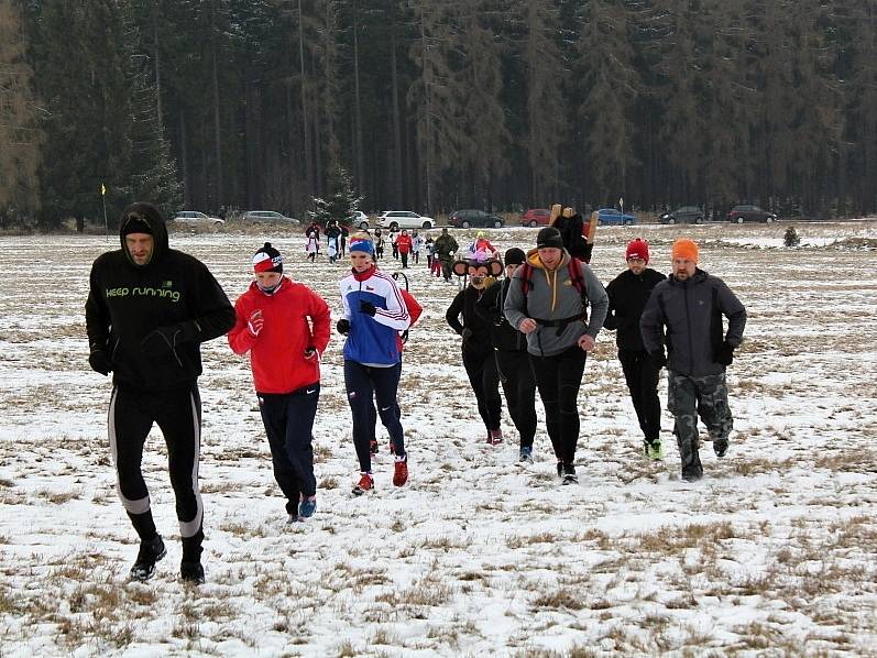 Necelé tři desítky posádek se v sobotu odpoledne postavily na start 38. ročníku populárního Zlatého nugetu Bečánova. Nejrychlejší posádka zvládla zhruba sedmikilometrovou trasu za necelou hodinu.