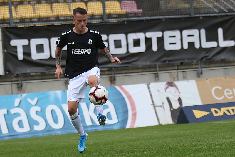 1. FK Příbram - FK Jablonec 4:0.