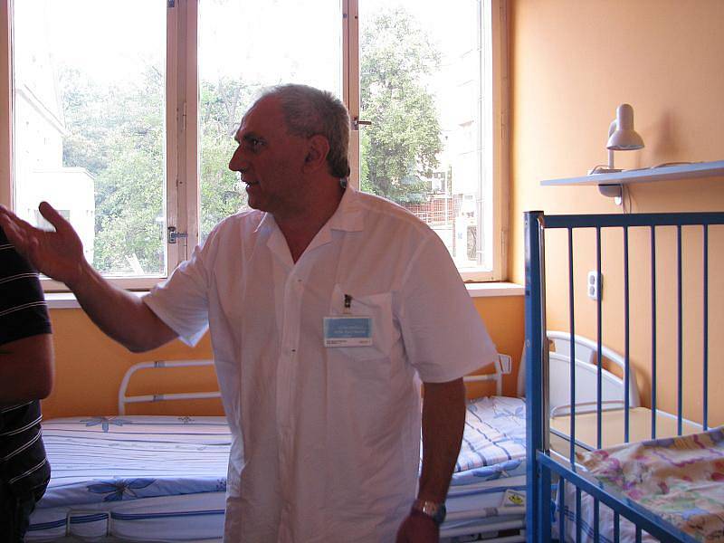 Dětské oddělení příbramské nemocnice dostalo přes třicet tisíc korun.