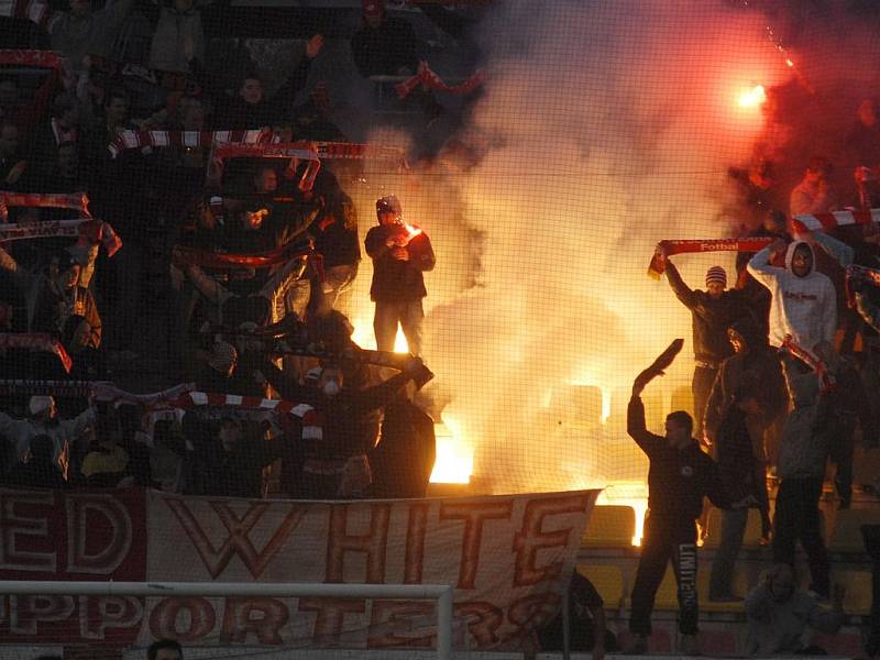 Gambrinus liga: Příbram - Slavia (1:1).