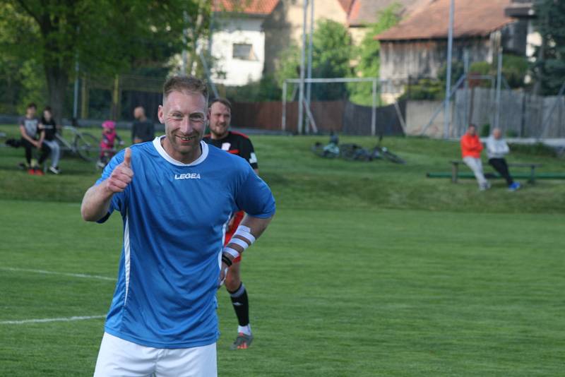 Přípravný zápas Nová Ves pod Pleší - Stará Huť 2:2. Hráno v Malé Hraštici.