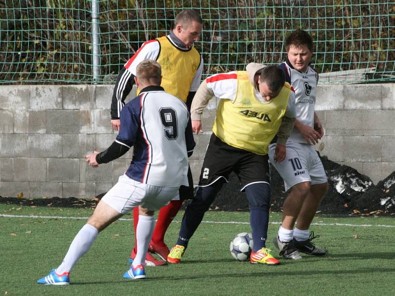 Malý fotbal, 1. liga: Botafogo - Rychlý válec.