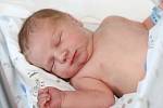Eliáš Karas se narodil 22. června 2022 v Příbrami. Vážil 4210 g. Doma v Žežicích ho přivítali maminka Gabriela, tatínek Lukáš a sedmiletý Sebastian.