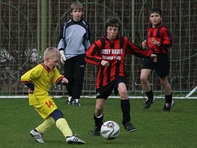 OP minikopané: Marila - Dobříš (4:1 a 7:1).