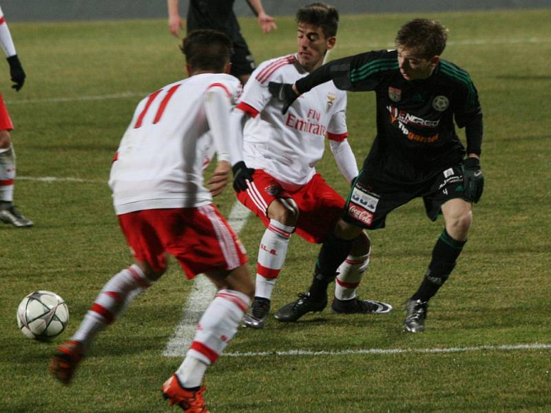 Osmifinále UEFA Youth League: 1.FK Příbram - Benfica Lisabon.