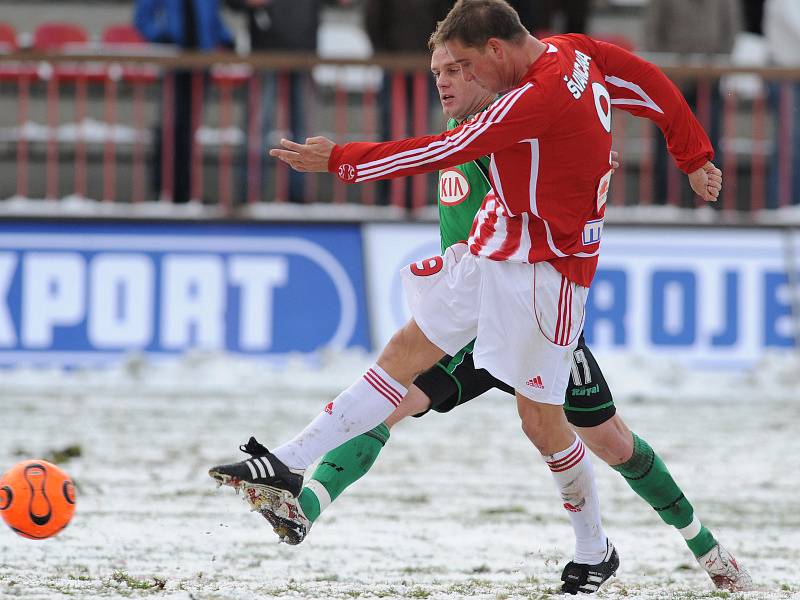 1. liga: Vikt. Žižkov - 1.FK Příbram (2:0). Domácí Švancara dává první gól zápasu.