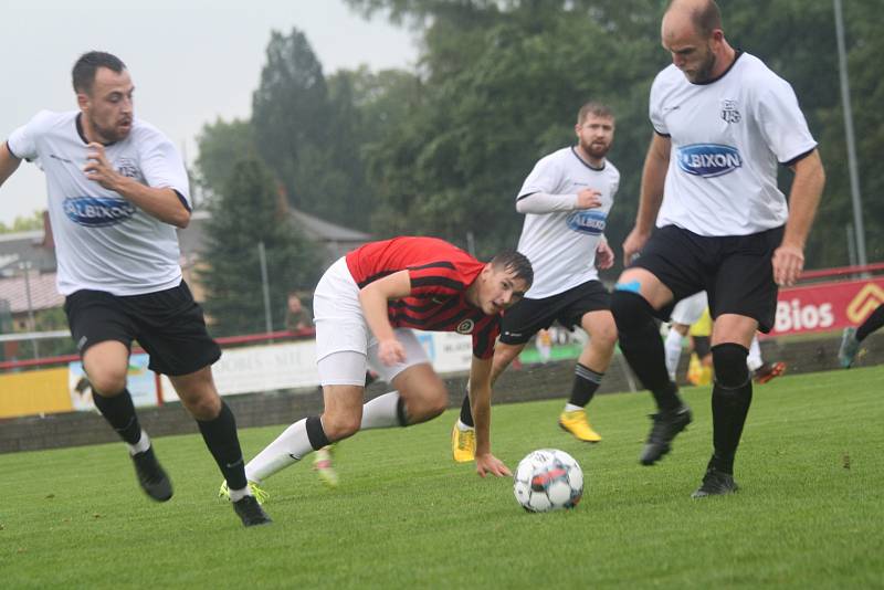 Fotbalisté Dobříše přehráli v krajském přeboru příbramský Spartak