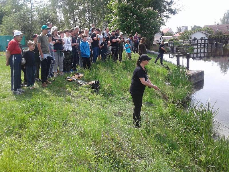 Malí rybáři v Rožmitále změřili síly mezi sebou