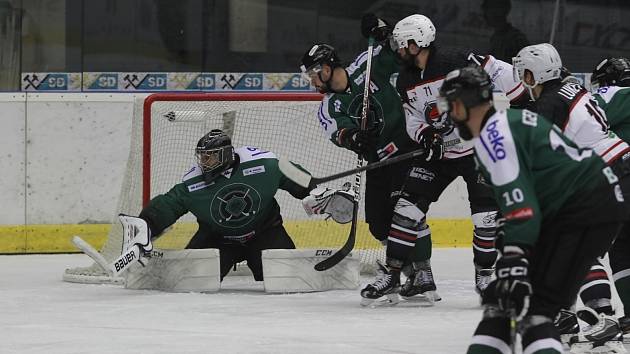 Hokejisté Příbrami vyhráli nad Chomutovem druhý zápas.
