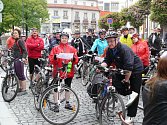 DO PEDÁLŮ šláplo v sobotu 208 cyklistů.