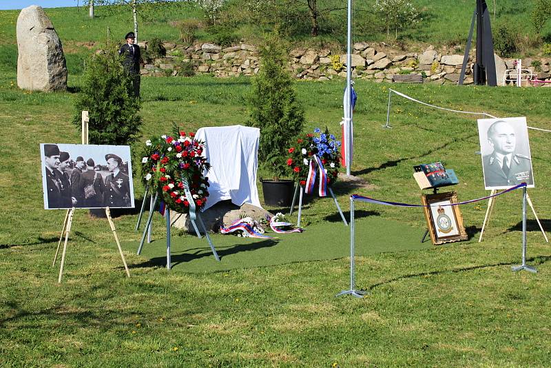 V Kosově Hoře nese park jméno velitele čs. bombardovací peruti