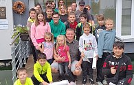 Děti z rybářského kroužku Bohutín společně s rodiči navštívili výlov Rožmberského rybníka.