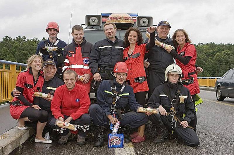 Organizační tým mezinárodního cvičení Rescue Patrol 2009 se  sešel v Příbrami, aby připravil do detailů tuto rozsáhlo akci. Hasiči si také v rámci přípravy procvičili zásah na Žákovském mostě přes Vltavu. 