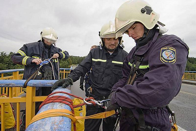 Organizační tým mezinárodního cvičení Rescue Patrol 2009 se  sešel v Příbrami, aby připravil do detailů tuto rozsáhlo akci. Hasiči si také v rámci přípravy procvičili zásah na Žákovském mostě přes Vltavu. 