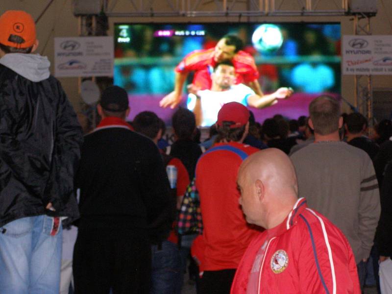 Sledování EURO 2012 na příbramském náměstí.