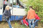 V Dlouhé Lhotě se konalo taktické cvičení záchranářů při vážné nehodě autobusu. Mělo za úkol prověřit připravenost všech složek integrovaného záchranného systému. 