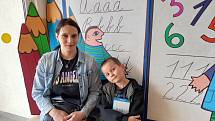 Desítky rodičů s dětmi navštívily ve čtvrtek  odpoledne 2. základní školu v Dobříši. Mířily k zápisu.