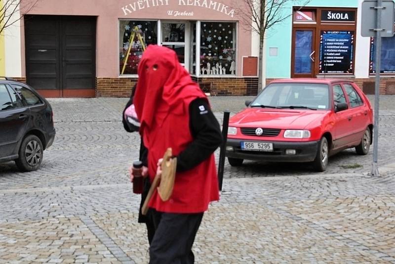 Sobotní masopustní průvod zahájil v Březnici čtyřicetidenní půst.