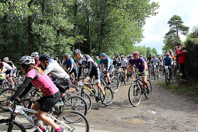 Pátý ročník MTB maratonu Brdmanův pařez pro amatérské cyklisty.