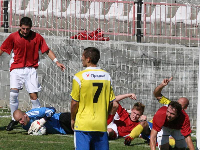 I. A třída: Sp. Příbram - Hradištko (3:0).