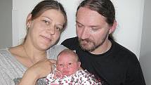 Elena Suchopárová se mamince Naděždě a tatínkovi Tomášovi z Příbrami narodila v pátek 19. června, vážila 3,79 kg a měřila 51 cm. Chránit sestřičkou budou bratři – čtyřapůlletý Ludvík a dvouapůlletý Toník.