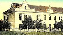 Sedlčanská škola v roce 1910