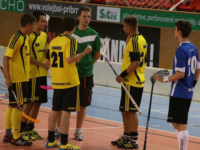 Finále Floorball Games 2014: Žraloci Příbram - Okříšky-Kněžice.