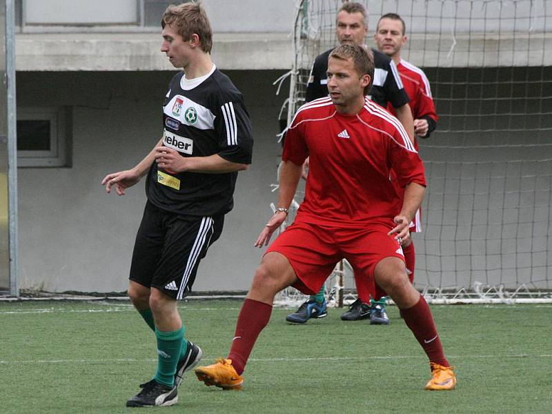 Turnaj složek Integrovaného záchranného systému. Semifinále: 1.FK Příbram - Věznice Bytíz.