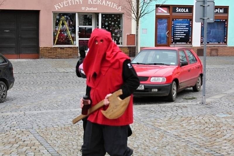 Sobotní masopustní průvod zahájil v Březnici čtyřicetidenní půst.