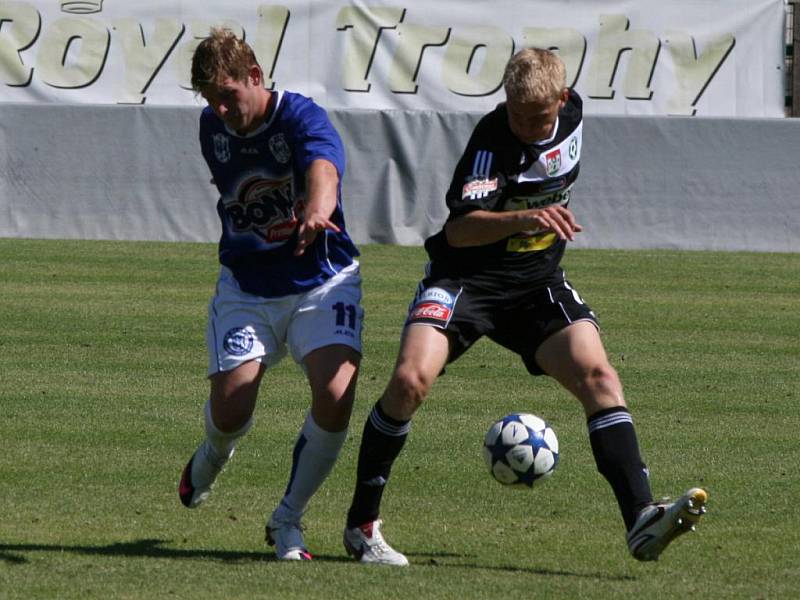 Příprava: Příbram - Kladno (1:0).