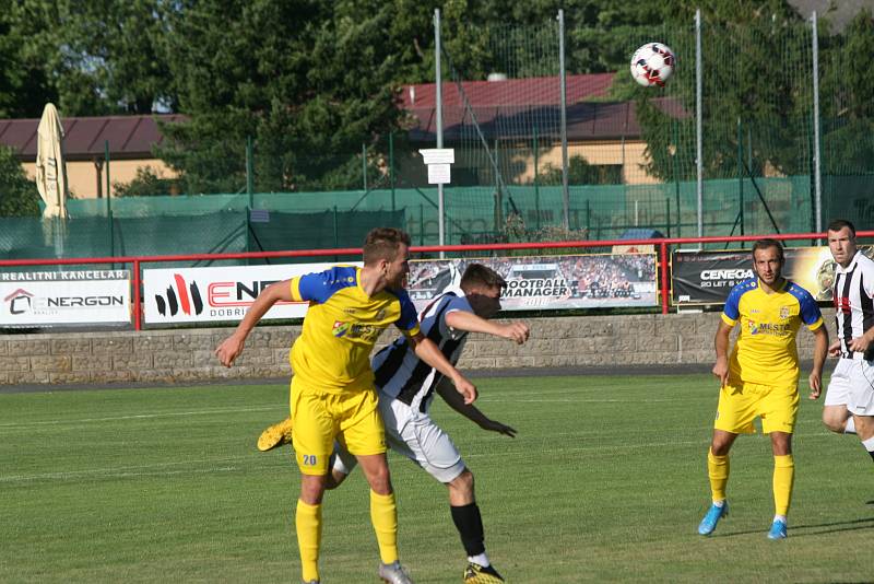 Divize B MFK Dobříš - FK Neratovice-Byškovice 0:1.