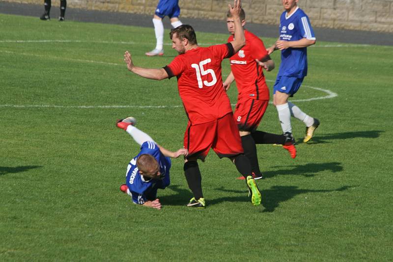 Zápas divize A MFK Dobříš - Hořovicko 4:1.