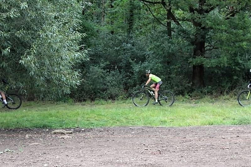 Pátý ročník MTB maratonu Brdmanův pařez pro amatérské cyklisty.