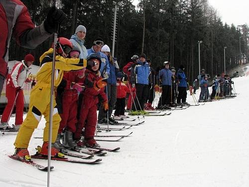 Už první den byla návštěvnost příbramské sjezdovky obrovská