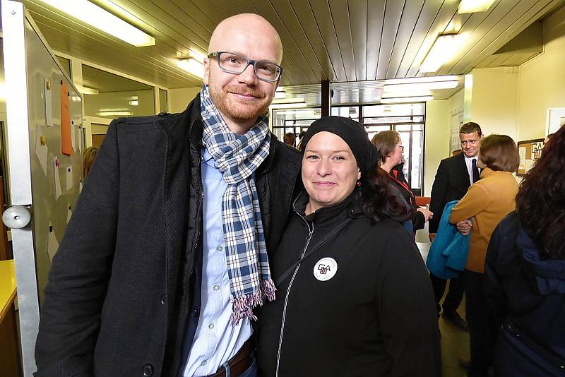 V sedlčanském gymnáziu se v sobotu potkávalo několik generací studentů. Škola si připomínala 70 let od svého založení.