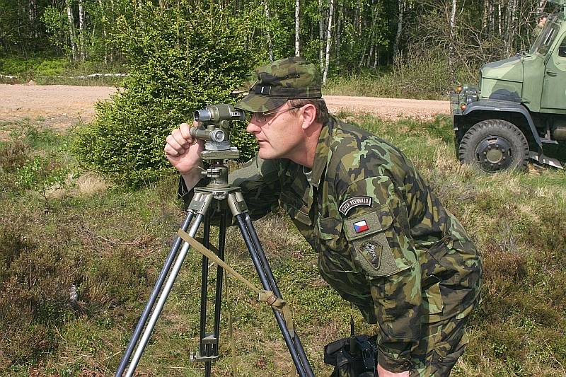 Simulace střelby z děl přístrojem CP-34.