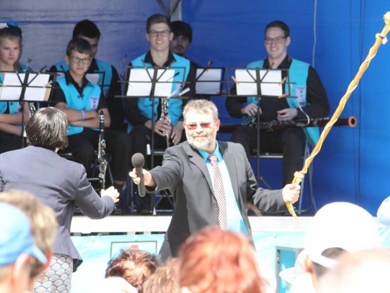 Město hostilo už třicátý ročník Festivalu dechových hudeb a mažoretek.