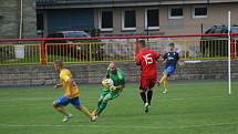 Z přípravného zápasu MFK Dobříš - SK Benešov 1:2.