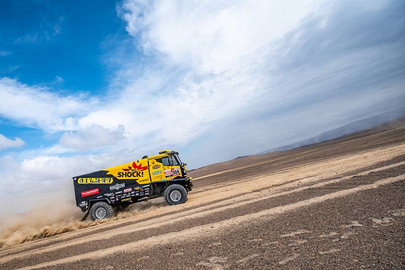 Závodníci Big Shock Racing týmu Martin Macík a Jan Brabec mají za sebou zatím nejnáročnější etapu 41. ročníku Rally Dakar.