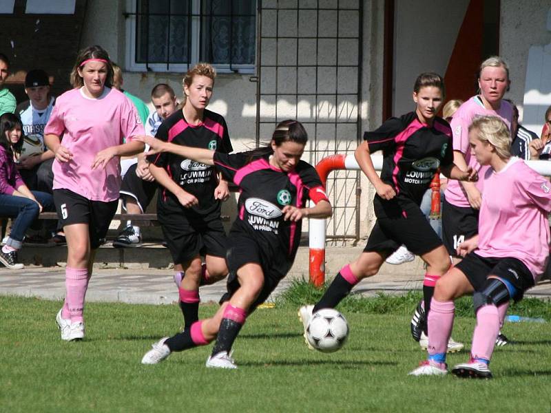 2. liga žen: Příbram - Mladá Boleslav (0:1).