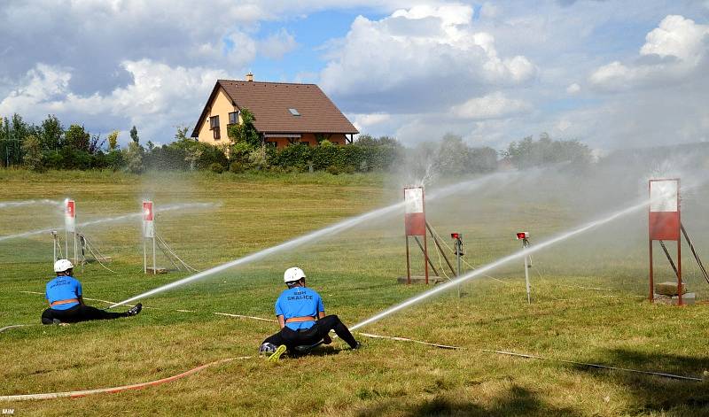 Zajímavou soutěž uspořádal v sobotu 11. srpna Sbor dobrovolných hasičů Suchodol.